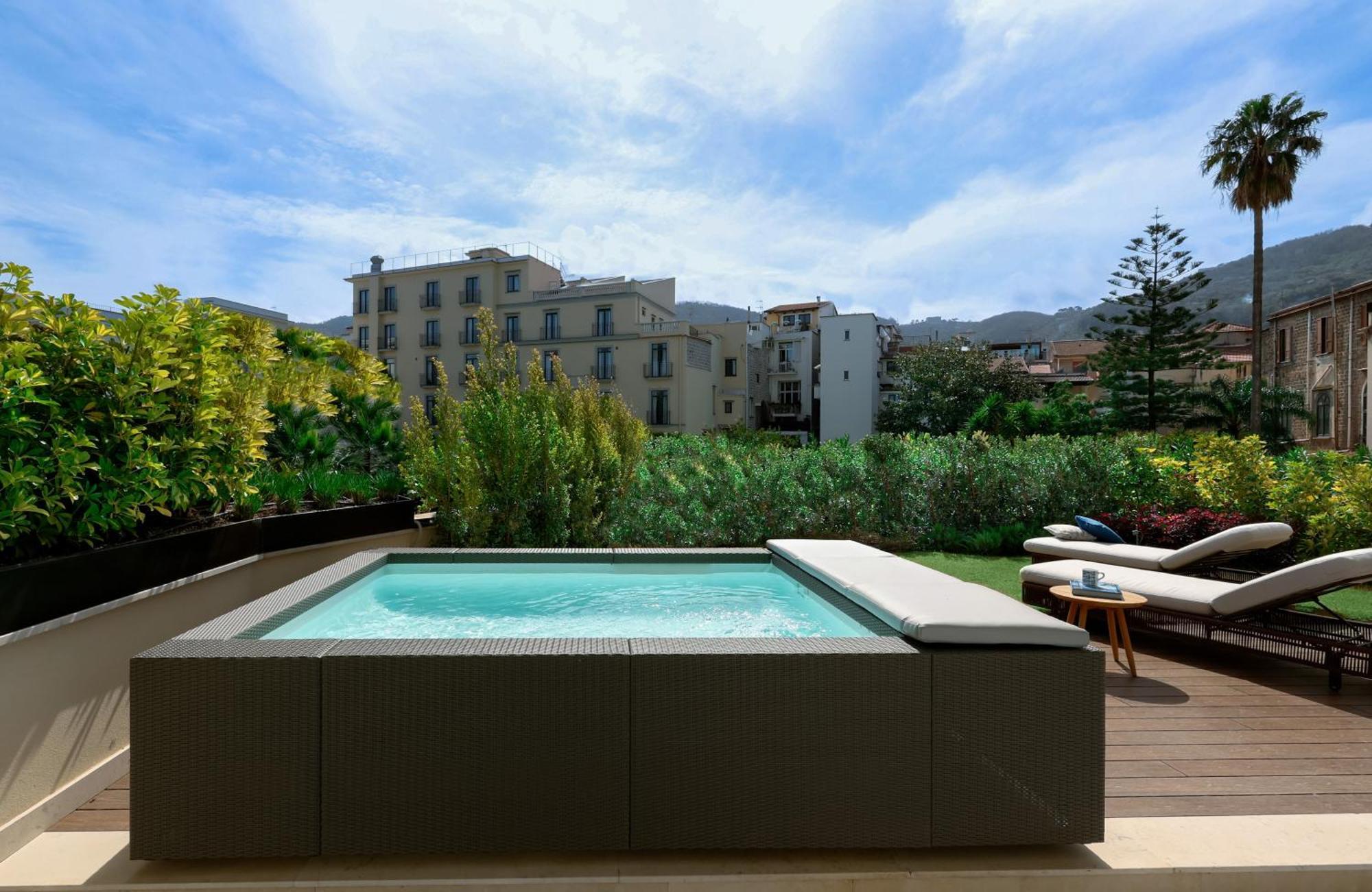 Carlton International Sorrento